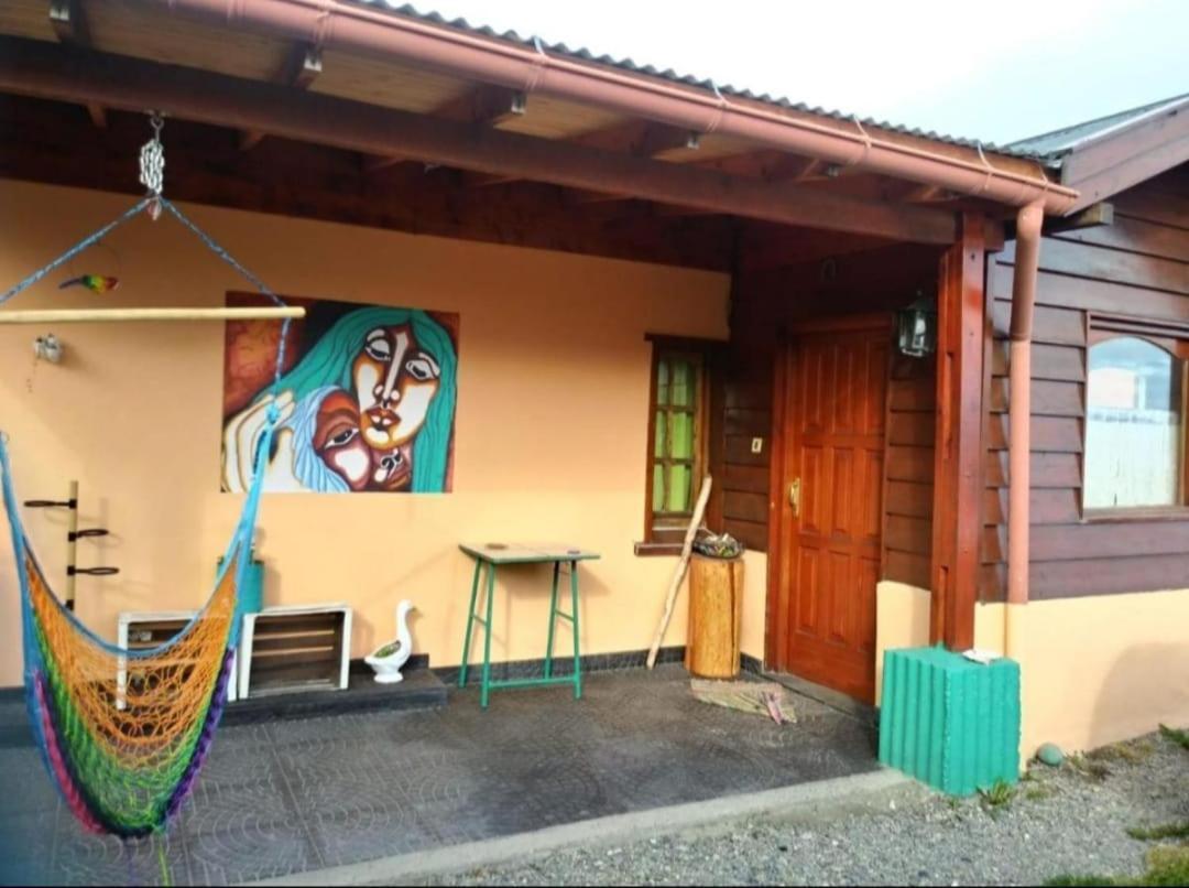 Hotel Alem Casa De Familia Ushuaia Esterno foto